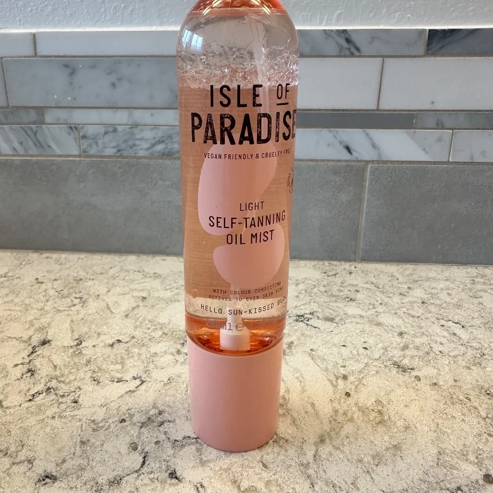 Isle of Paradise‎ self tanning oil mist